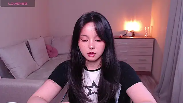 lia hetty online show from May 15, 2026, 4:03 pm