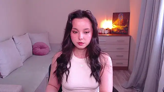 lia hetty online show from June 2, 2026, 1:57 pm