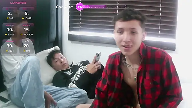 Snapshot of stripboys03 chatting on January 14, 2026, 3:06 pm stripboys03 online show from January 14, 2026, 3:06 pm