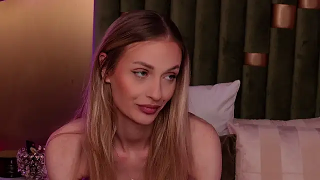 Snapshot of AmeliaAngel chatting on April 24, 2026, 7:00 am AmeliaAngel online show from April 24, 2026, 7:00 am