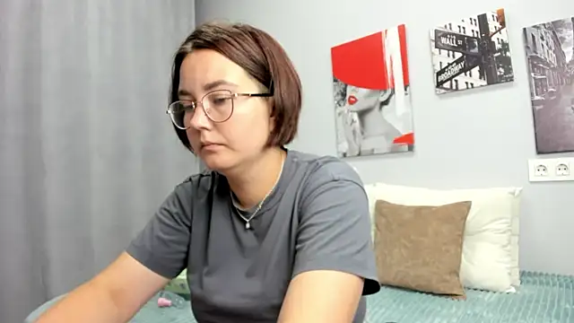 Sweetie Rozzy online show from June 26, 2026, 1:32 am