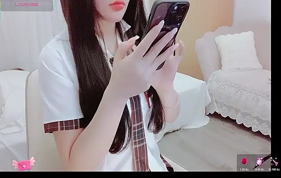 Junnatalie   online show from May 10, 2026, 2:06 am