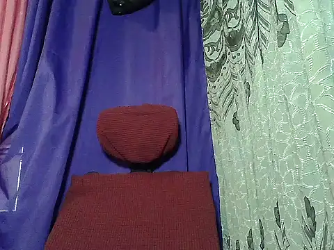 Snapshot of prettymomma24xx chatting on July 31, 2026, 10:09 pm prettymomma24xx online show from July 31, 2026, 10:09 pm