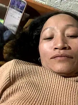 donaaa2 online show from February 18, 2026, 2:13 pm