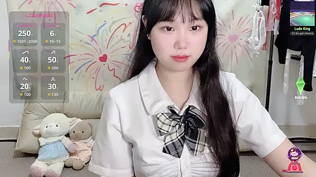 xiaoguai99 online show from June 14, 2026, 11:34 am