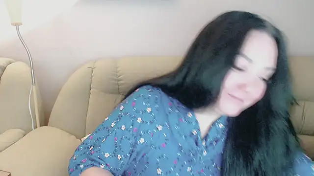 Snapshot of infinity_loveliness chatting on October 13, 2025, 5:18 am infinity loveliness online show from October 13, 2025, 5:18 am