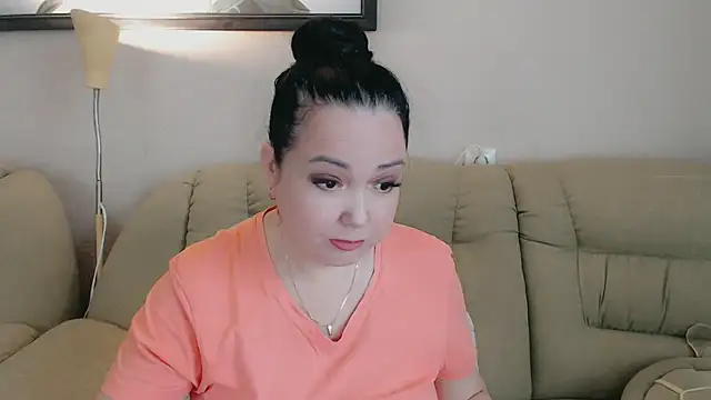 infinity loveliness online show from November 8, 2025, 6:57 am