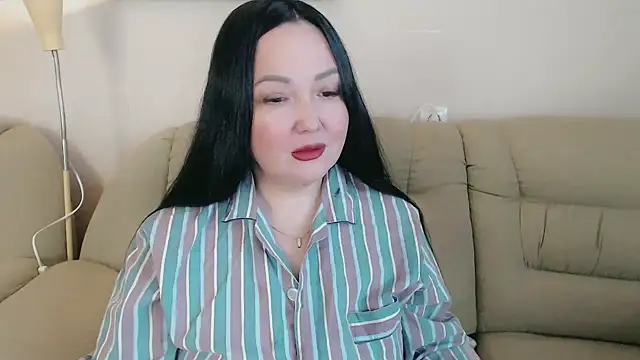 infinity loveliness online show from November 17, 2025, 8:53 am