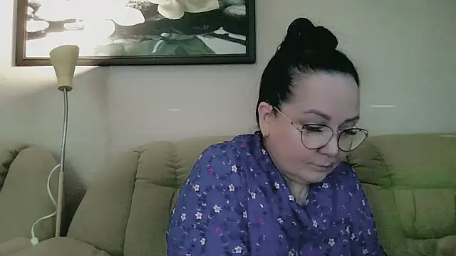 infinity loveliness online show from May 6, 2026, 6:52 am