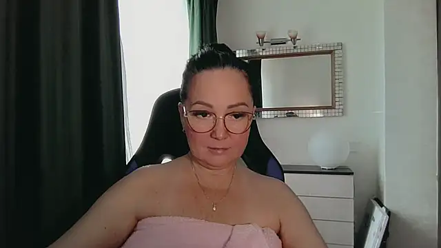 infinity loveliness online show from July 25, 2026, 8:34 am
