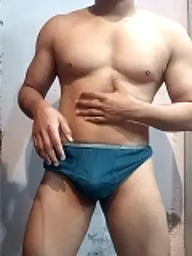 ravi18122 online show from February 26, 2026, 6:18 pm