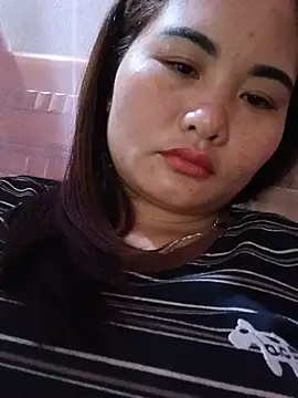 Sweet--Sexy online show from August 7, 2026, 5:20 am