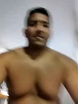 xxxch3o online show from April 25, 2026, 4:04 am