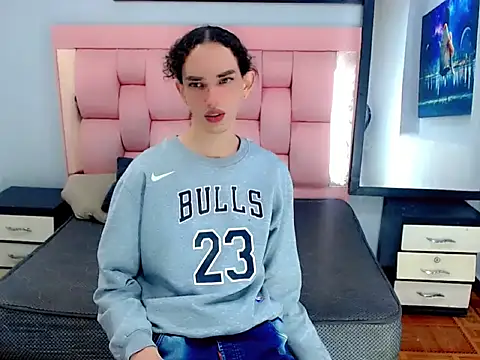 Snapshot of sora_jun chatting on February 7, 2026, 1:37 pm sora jun online show from February 7, 2026, 1:37 pm