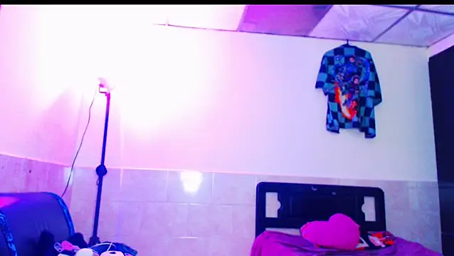 jazmin wolf online show from February 23, 2026, 11:40 am