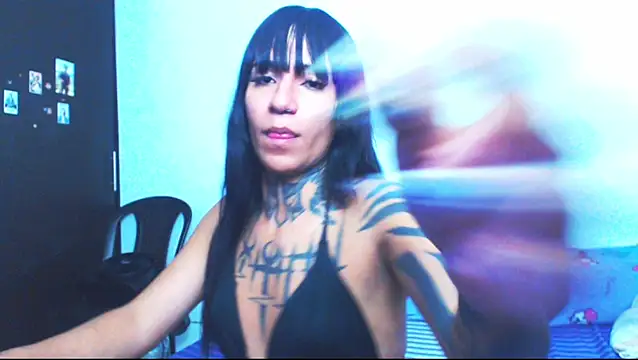 jazmin wolf online show from August 4, 2026, 10:01 pm