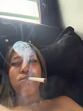 Snapshot of vicky_bass_ chatting on April 22, 2026, 7:48 pm vicky bass online show from April 22, 2026, 7:48 pm