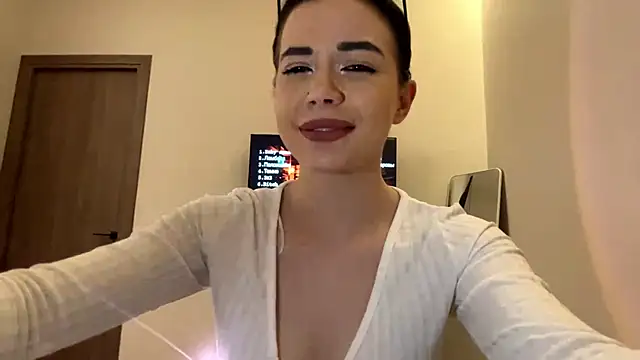 Jillysstar online show from February 28, 2026, 6:53 pm