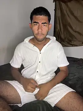 youngalexofficial online show from March 25, 2026, 4:07 am