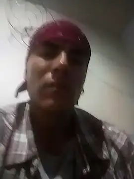 Snapshot of Mike_43 chatting on March 8, 2026, 10:46 pm Mike 43 online show from March 8, 2026, 10:46 pm