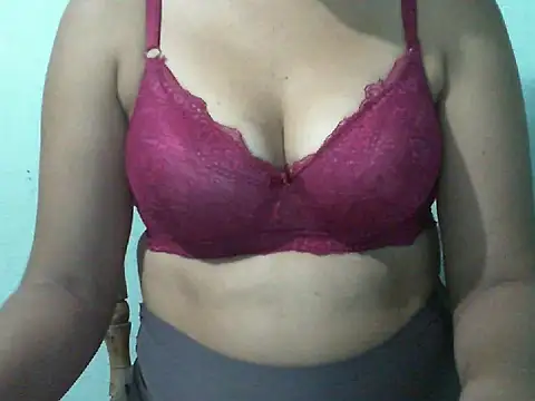 anacarada online show from February 11, 2026, 10:26 pm