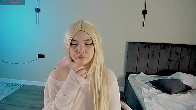 Snapshot of Aiko_mainee chatting on February 23, 2026, 3:26 am Aiko mainee online show from February 23, 2026, 3:26 am