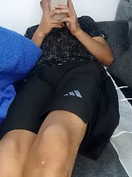 Snapshot of AmbientRha chatting on February 3, 2026, 1:26 am AmbientRha online show from February 3, 2026, 1:26 am