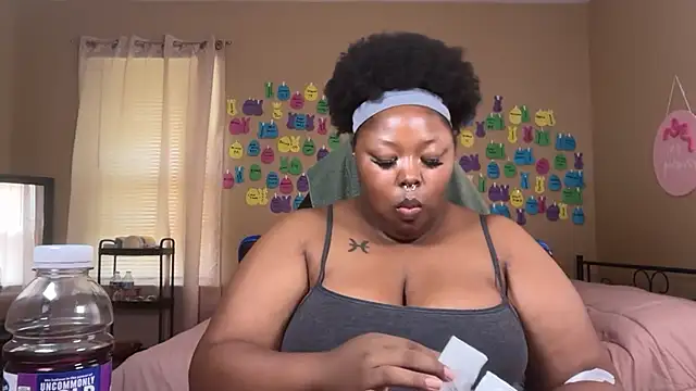 Snapshot of Chocolatebunnyxx96 chatting on July 14, 2026, 4:45 pm Chocolatebunnyxx96 online show from July 14, 2026, 4:45 pm