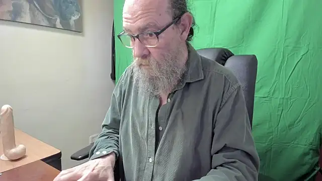 Uncle Hottie online show from March 12, 2026, 4:13 pm