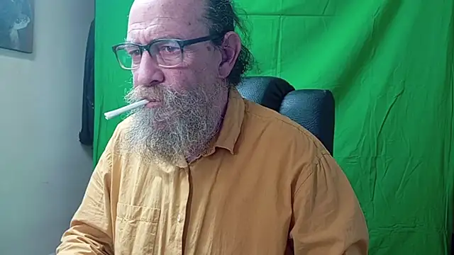 Snapshot of Uncle_Hottie chatting on March 23, 2026, 4:44 pm Uncle Hottie online show from March 23, 2026, 4:44 pm