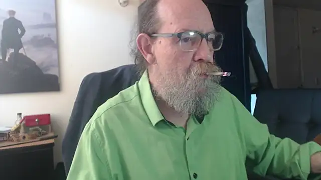 Uncle Hottie online show from June 25, 2026, 3:27 pm