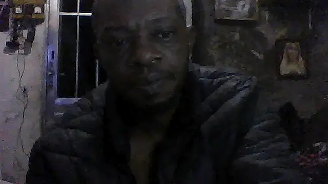 Negaomalinha1 online show from June 11, 2026, 2:44 am