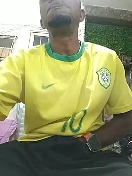 Negaomalinha1 online show from June 15, 2026, 12:46 am