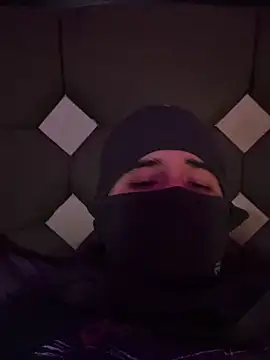 hotguymx777 online show from March 6, 2026, 11:12 pm