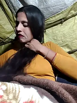 Bhavna8080 online show from February 25, 2026, 2:59 pm