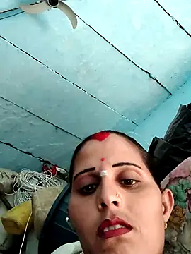 Snapshot of Bhavna8080 chatting on May 20, 2026, 4:07 am Bhavna8080 online show from May 20, 2026, 4:07 am