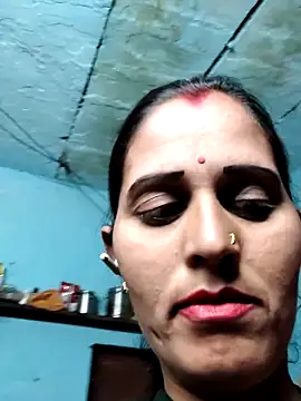 Snapshot of Bhavna8080 chatting on May 22, 2026, 6:35 pm Bhavna8080 online show from May 22, 2026, 6:35 pm