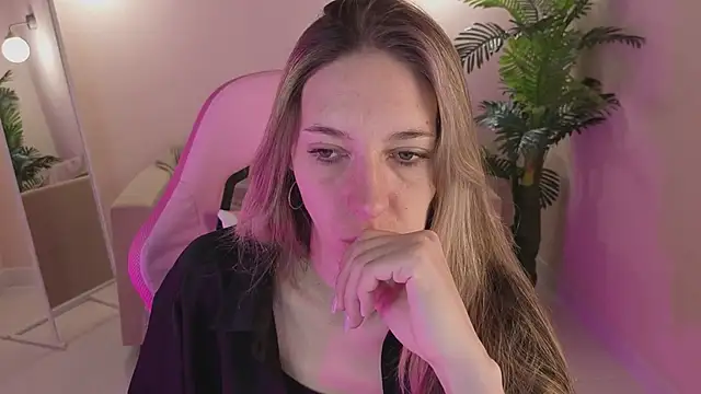 Snapshot of Ava_Ridge chatting on January 16, 2026, 8:40 am Ava Ridge online show from January 16, 2026, 8:40 am