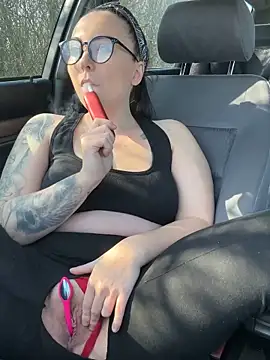 InkedCurly L online show from March 5, 2026, 9:49 am