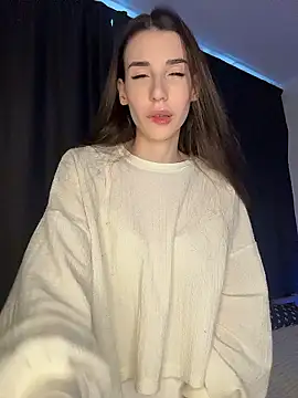 LaineTop1 online show from January 12, 2026, 10:09 am