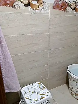 sarasara2410 online show from February 6, 2026, 3:33 am