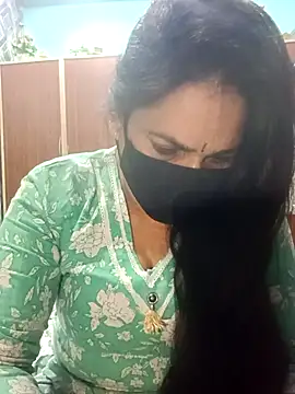 Snapshot of 01Roshani chatting on February 11, 2026, 11:37 am 01Roshani online show from February 11, 2026, 11:37 am