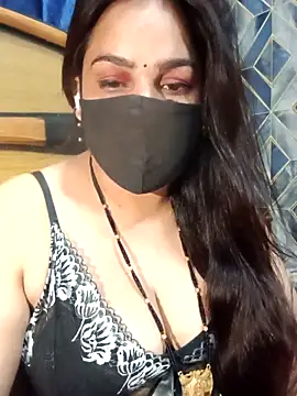 Snapshot of 01Roshani chatting on February 16, 2026, 8:05 pm 01Roshani online show from February 16, 2026, 8:05 pm