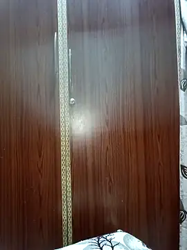 Snapshot of 01Roshani chatting on February 26, 2026, 7:46 pm 01Roshani online show from February 26, 2026, 7:46 pm