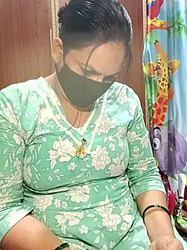 Snapshot of 01Roshani chatting on March 2, 2026, 6:15 pm 01Roshani online show from March 2, 2026, 6:15 pm