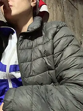 hinicky-0 online show from February 3, 2026, 11:37 am