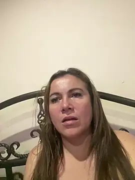 CristalBm  online show from June 21, 2026, 2:47 am