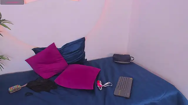 Snapshot of HanaWild chatting on January 10, 2026, 1:29 am HanaWild online show from January 10, 2026, 1:29 am