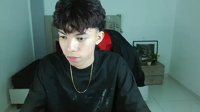 Nico  fox123 online show from January 18, 2026, 5:28 pm