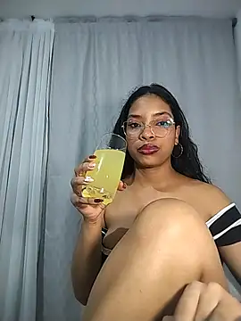 Snapshot of KATALINA_SANTANA_ chatting on June 3, 2026, 12:57 am KATALINA SANTANA online show from June 3, 2026, 12:57 am